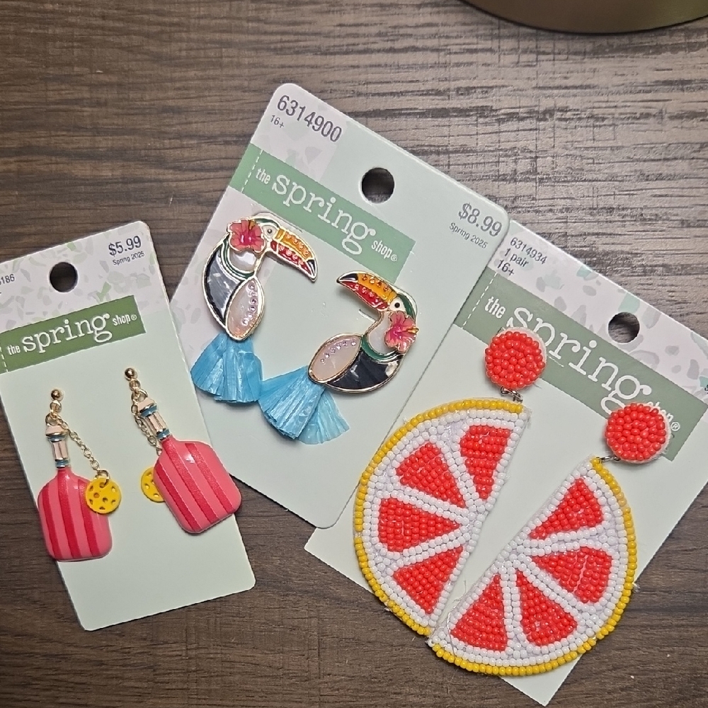 The Spring Shop Colorful Earrings Set